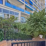 아파트 Skol 129 - Bright Renovated Beachfront 마르베야